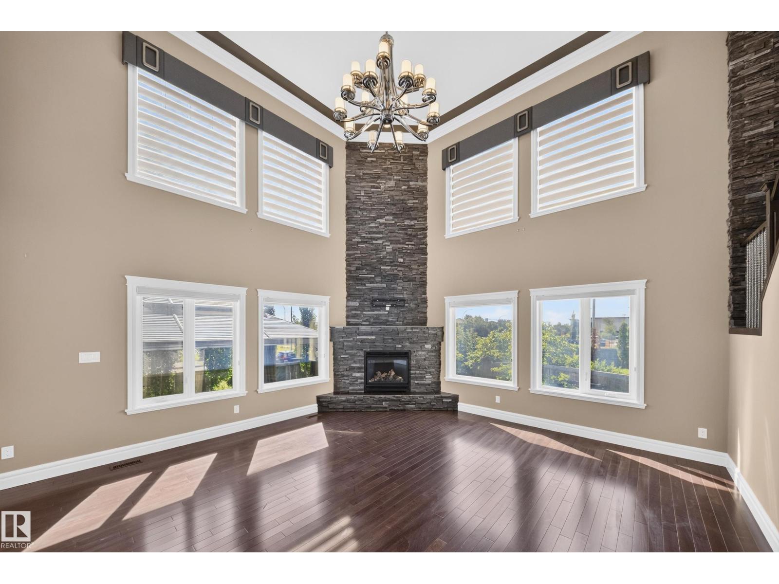 7103 168 AV NW - 9