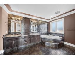 7103 168 Av Nw, Edmonton, AB T5Z0B5 Photo 35