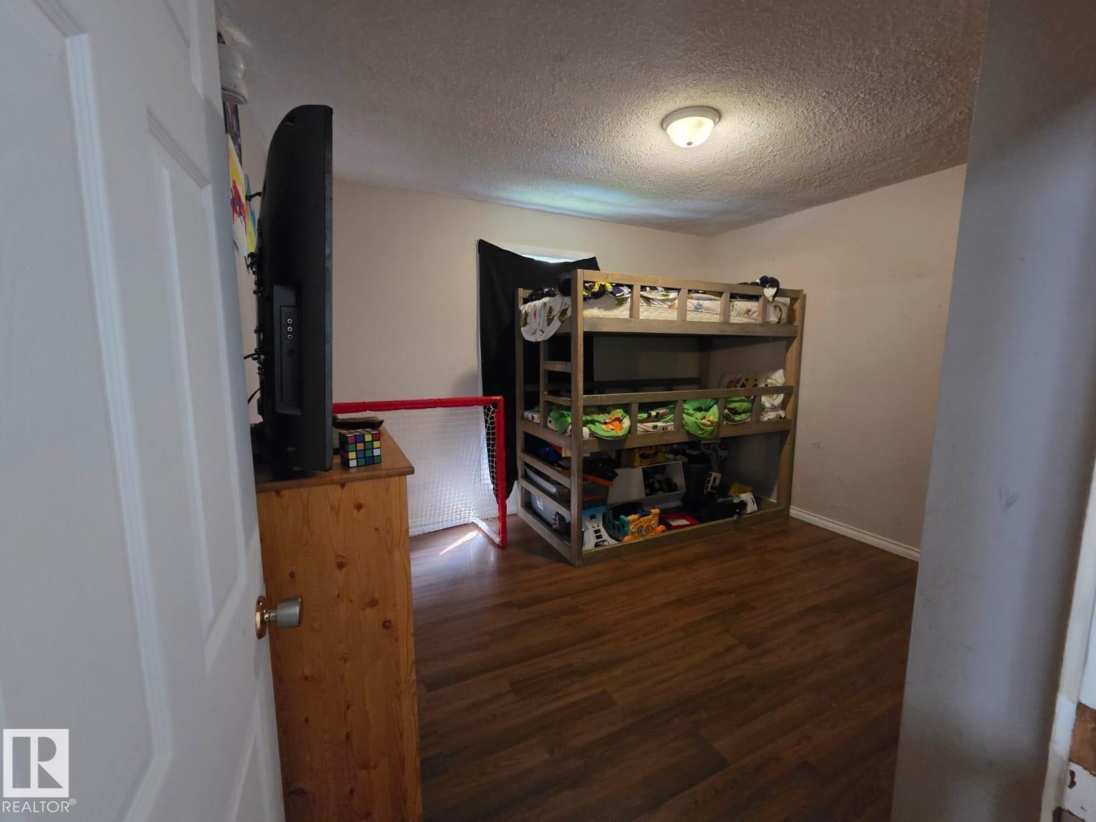 3511 28 AV NW - Image 14
