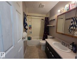 3511 28 Av Nw, Edmonton, AB T6L3Y5 Photo 15