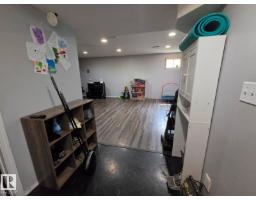 3511 28 Av Nw, Edmonton, AB T6L3Y5 Photo 28