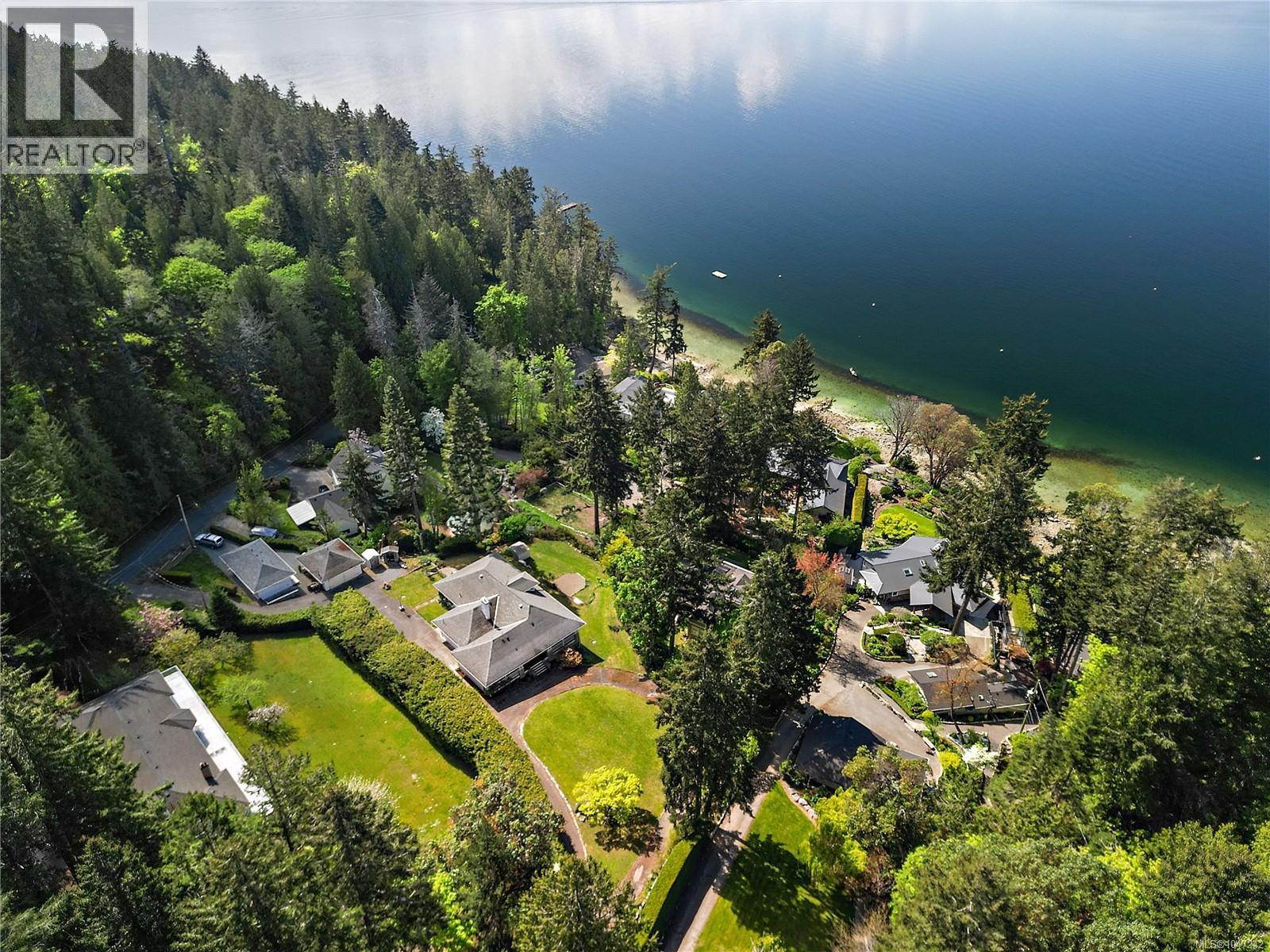 600 Seacliffe Rd, North Saanich