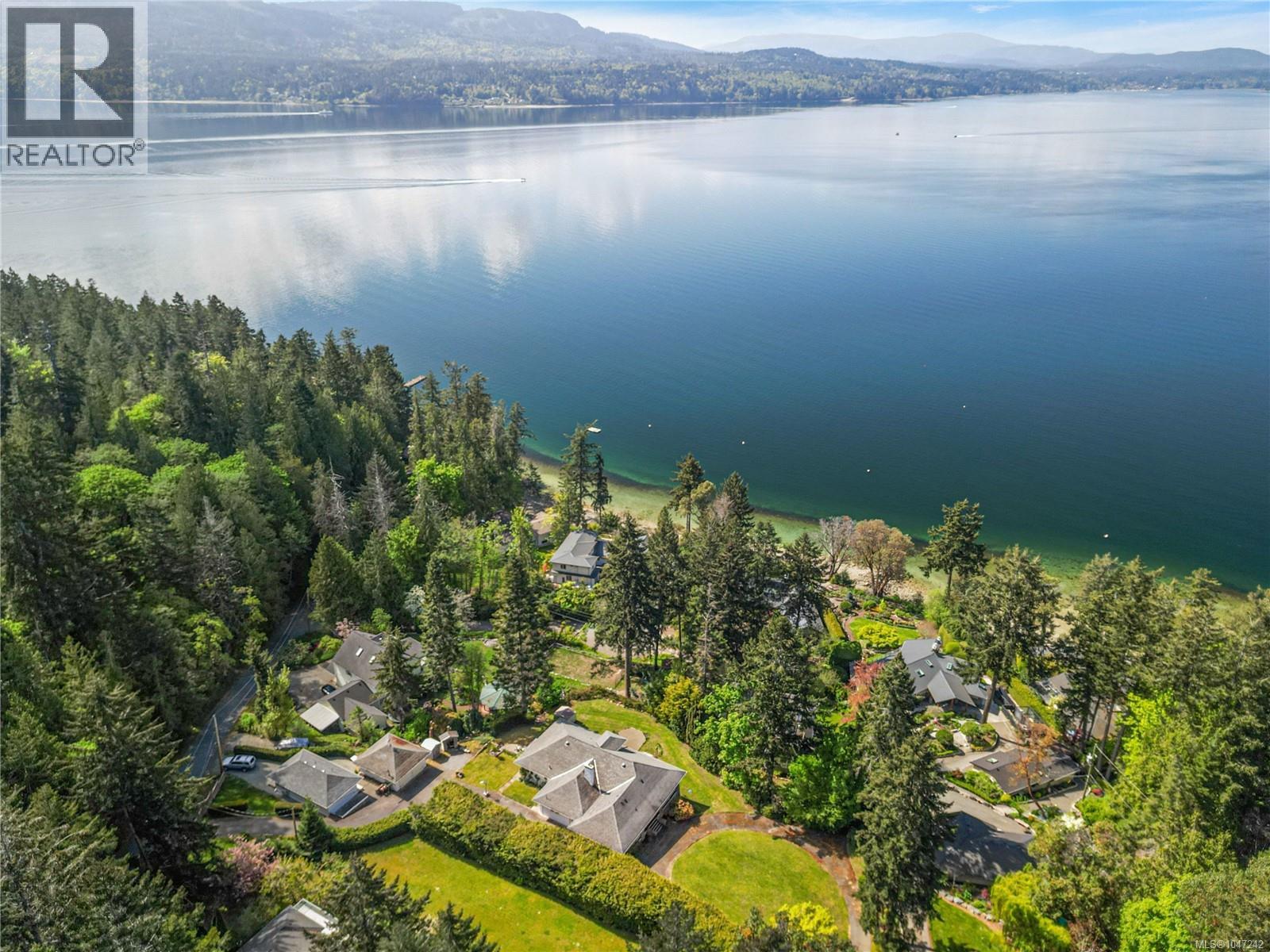 600 Seacliffe Rd, North Saanich
