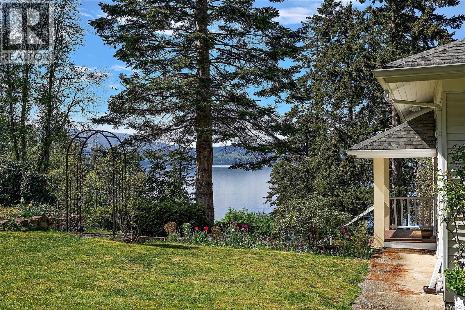 600 Seacliffe Rd, North Saanich