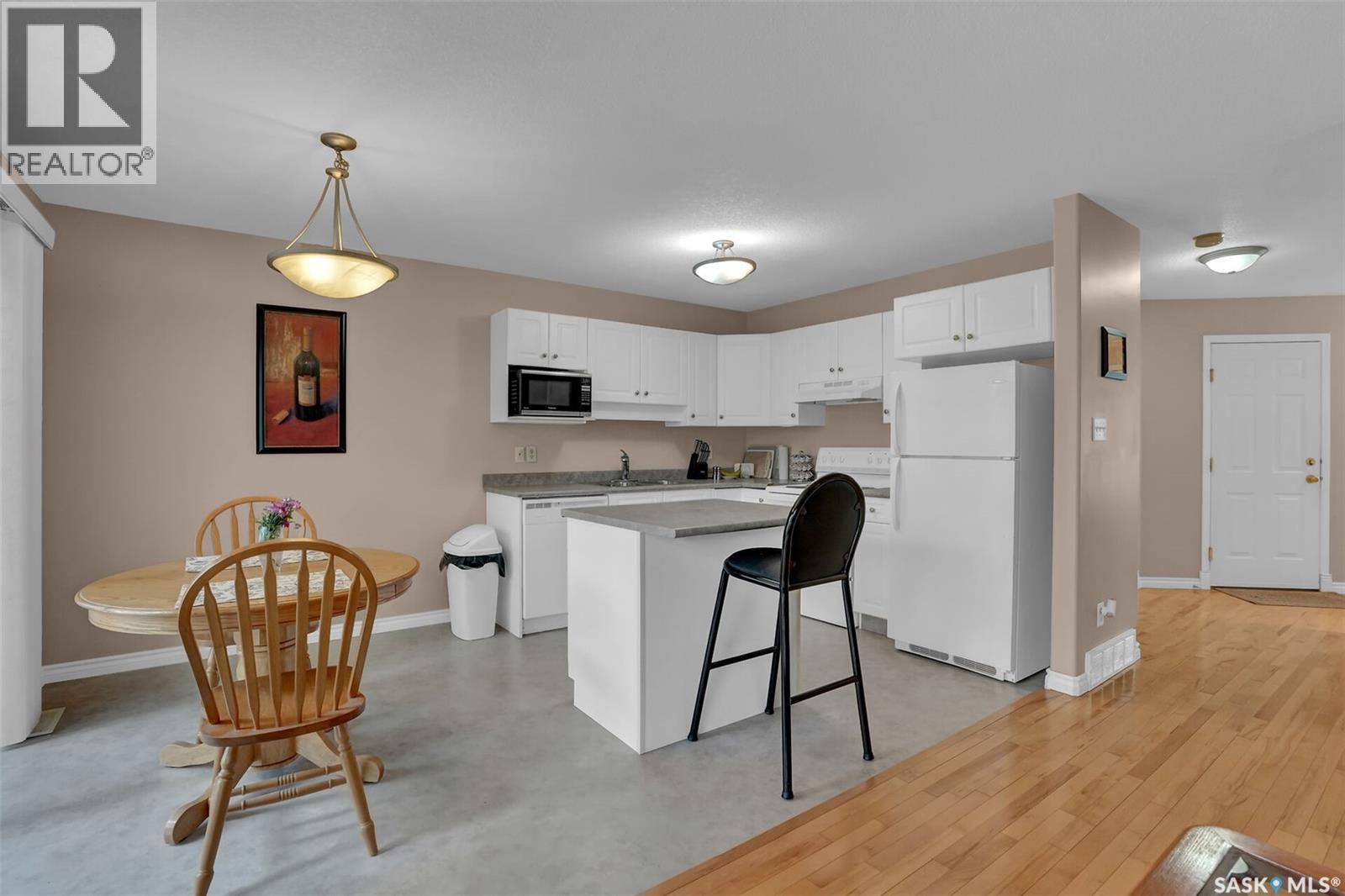 #4926 Marigold DRIVE - Image 6