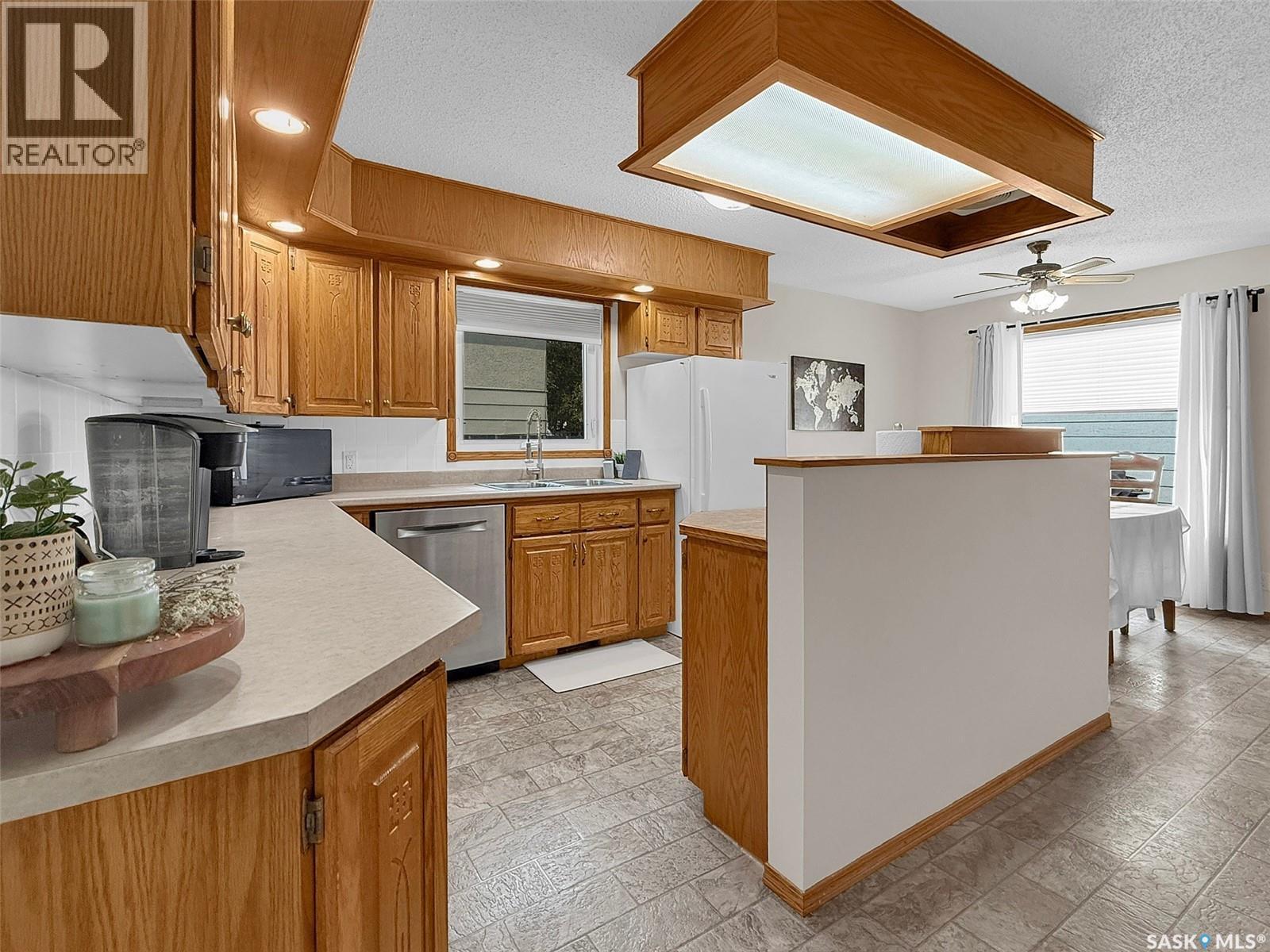 445 4th AVENUE NW - 5