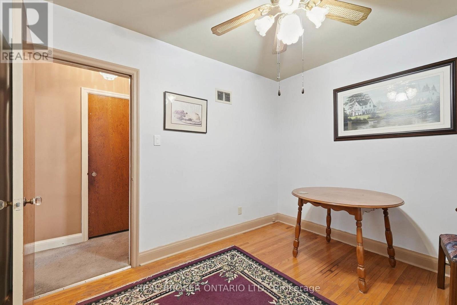 21 OAKWOOD AVENUE - Image 22