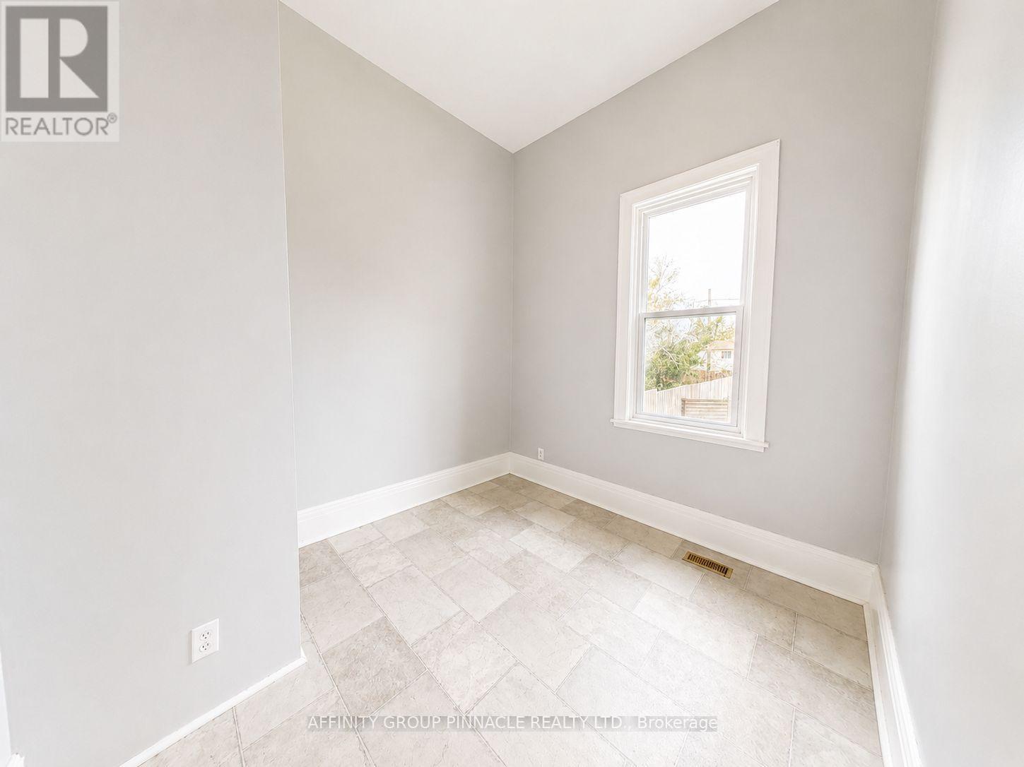 170 QUEEN STREET - Image 18