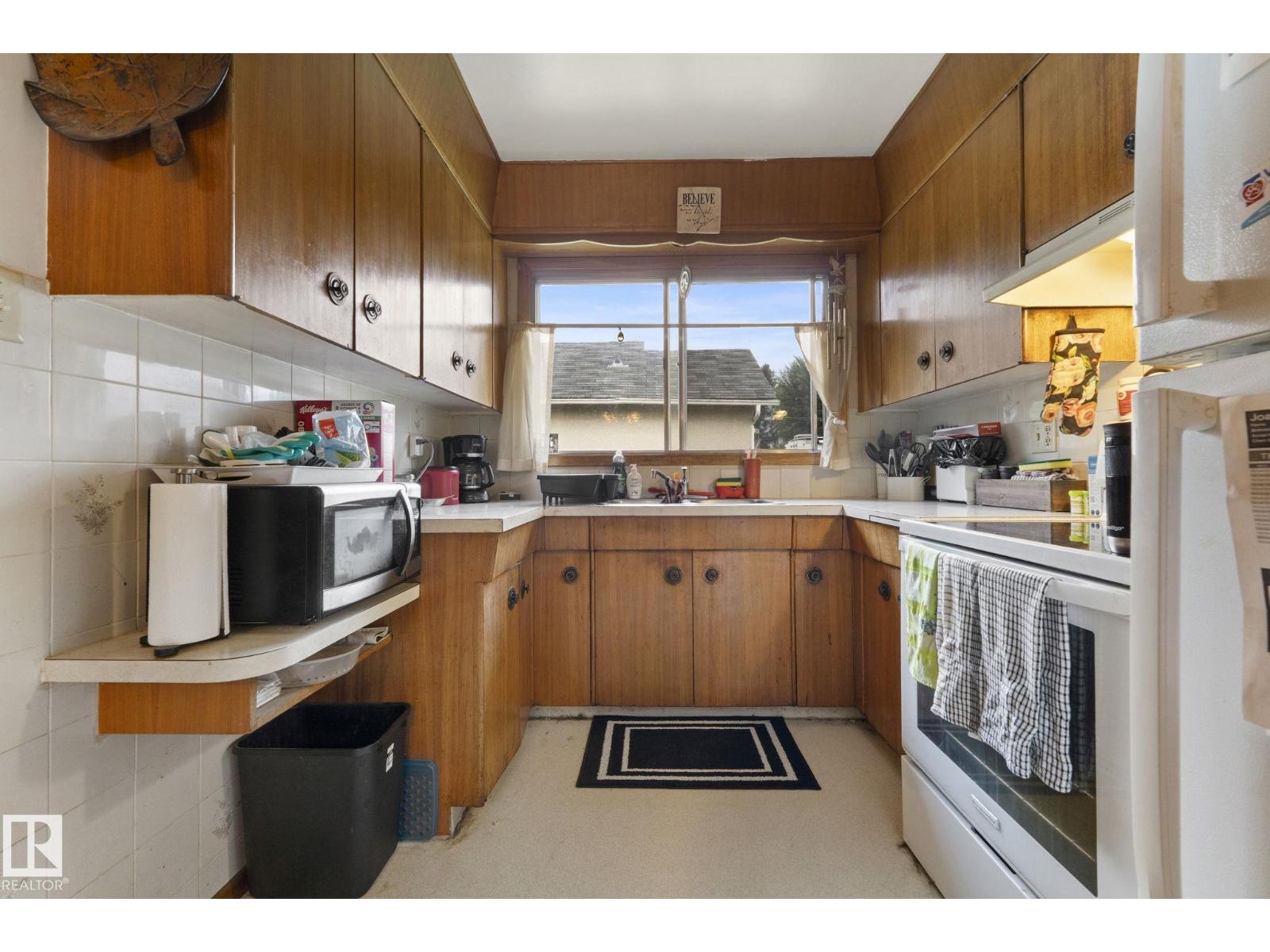12908 & 12910 102 ST NW - 14