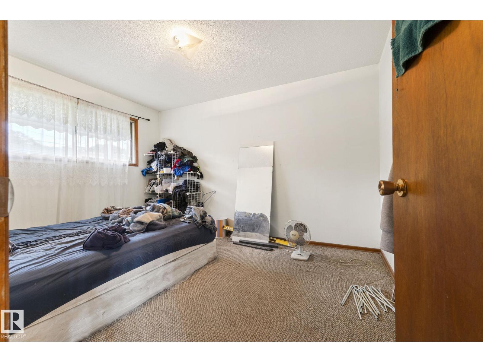 12908 & 12910 102 ST NW - 38