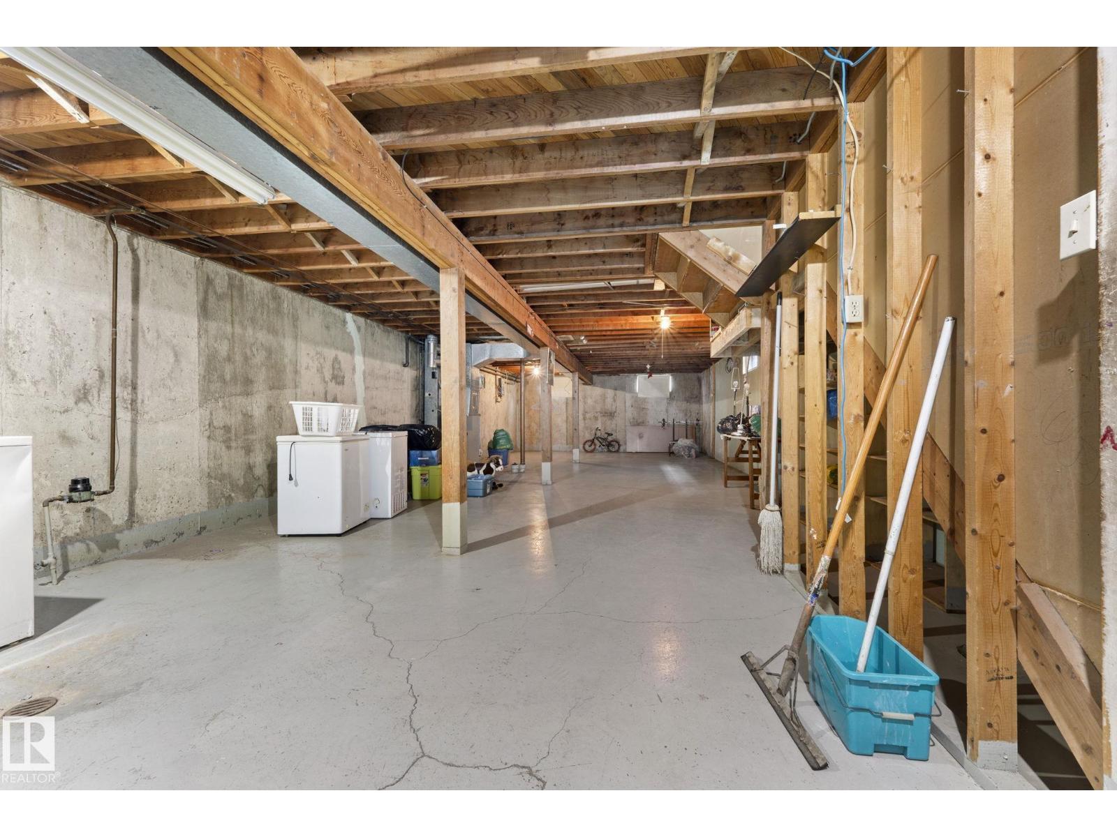 12908 & 12910 102 ST NW - Image 39