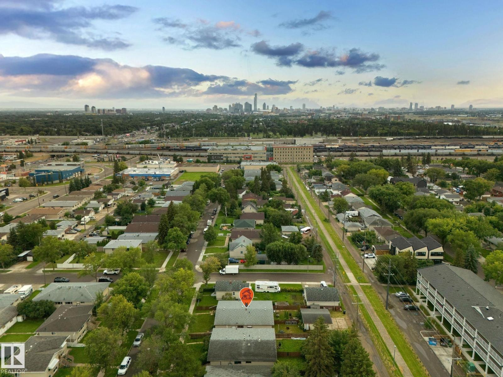 12908 & 12910 102 ST NW - 69