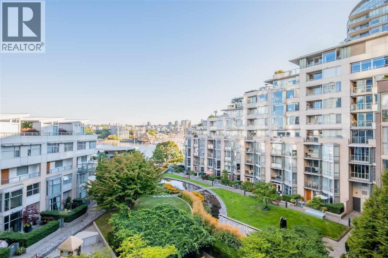 Property for sale at 605 1228 MARINASIDE CRESCENT