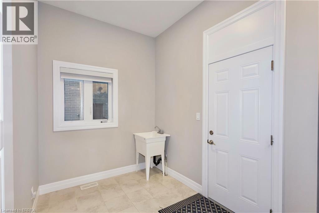 76 GRANDVILLE Circle - Image 21