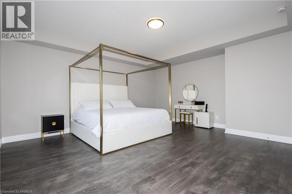 76 GRANDVILLE Circle - Image 23