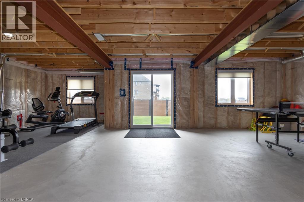 76 GRANDVILLE Circle - Image 37