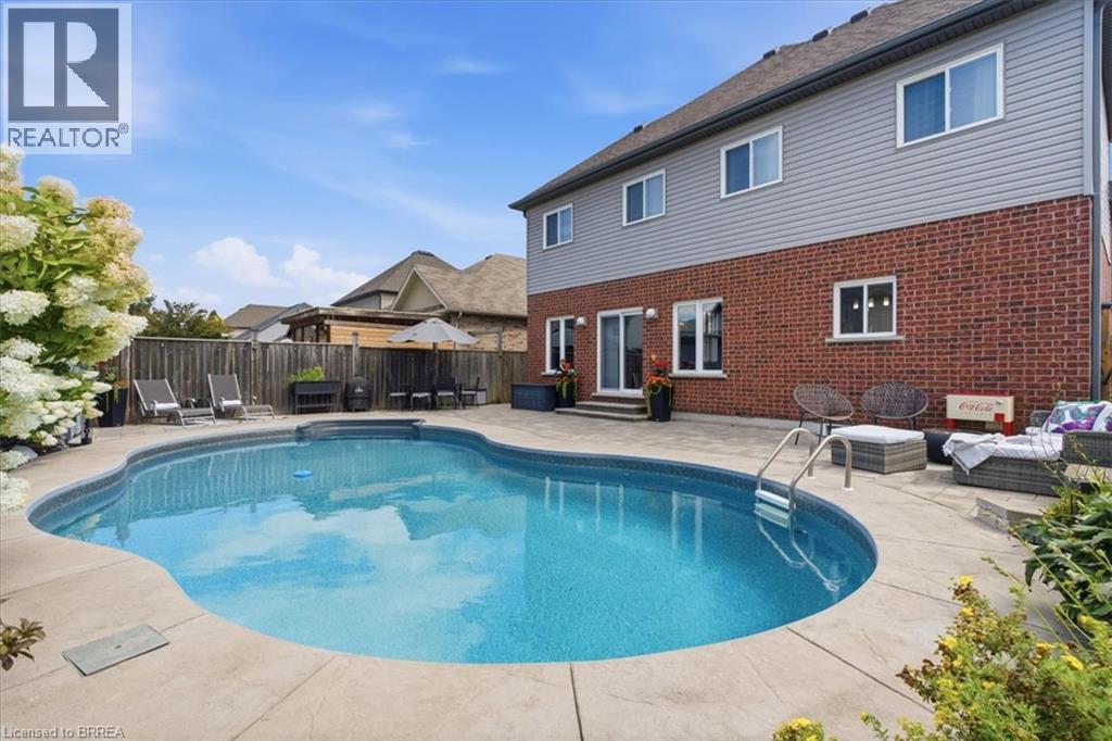 14 MCQUEEN Drive - 46