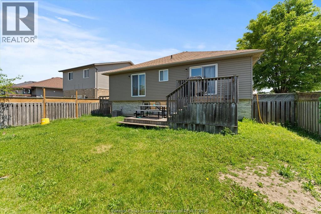 4697 HELSINKI CRESCENT - 28