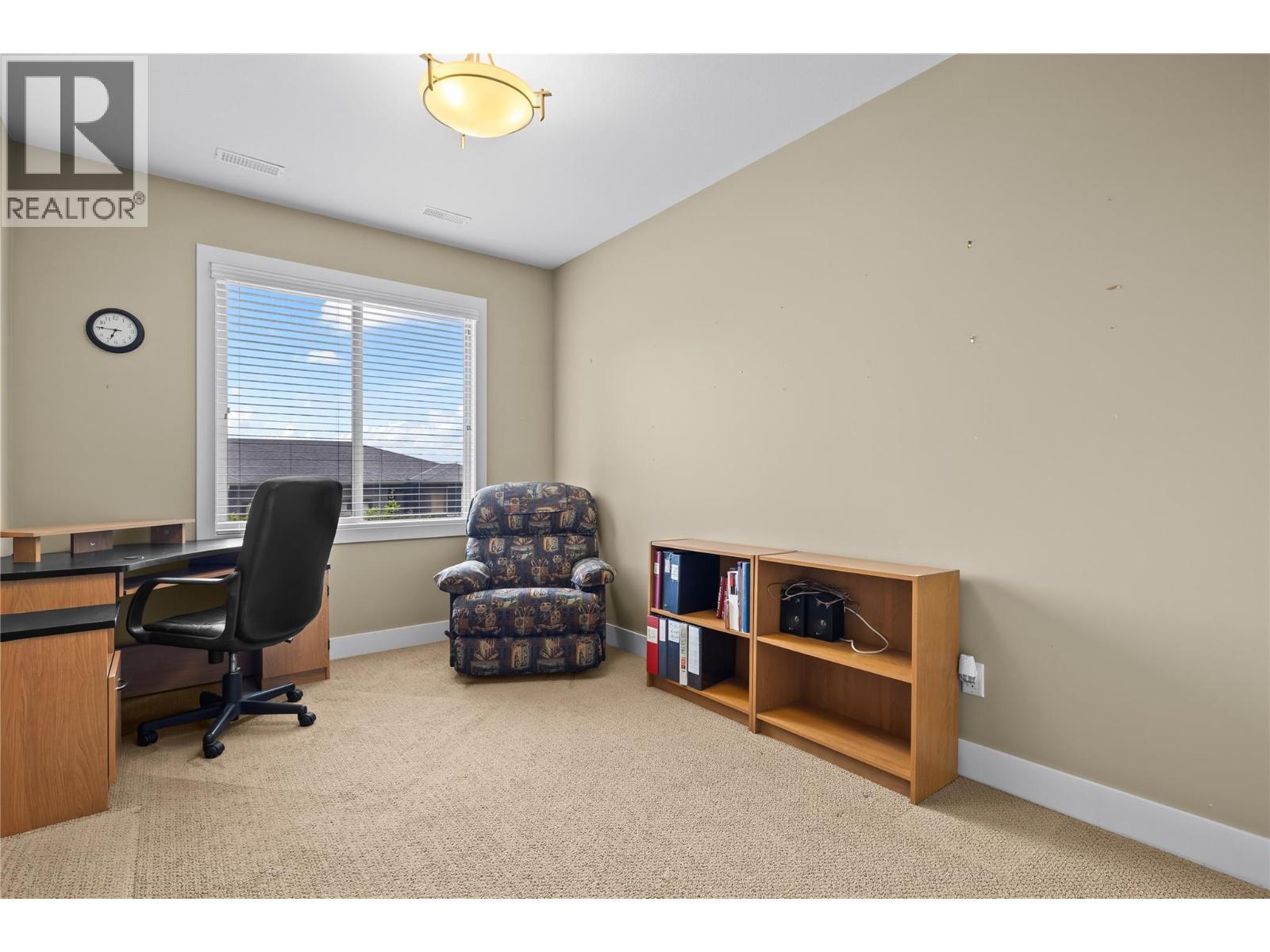 #2 2421 Glacier Court - 40