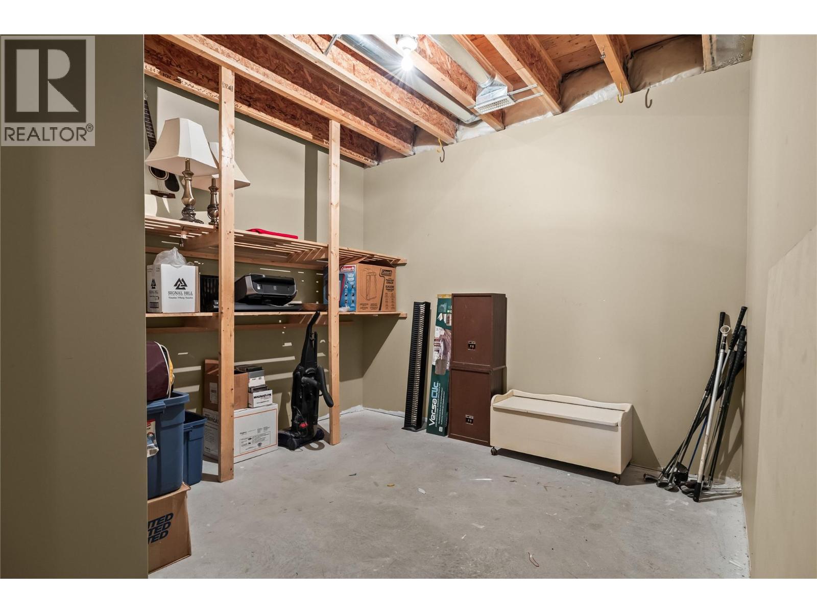 #2 2421 Glacier Court - Image 43