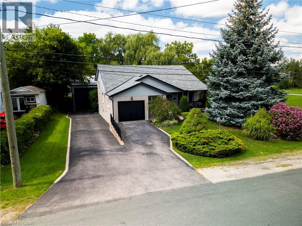 108 QUEENSWAY Drive — photo 2
