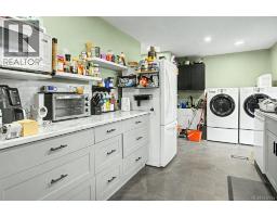 402 Young St, Parksville, BC V9P1C3 Photo 24