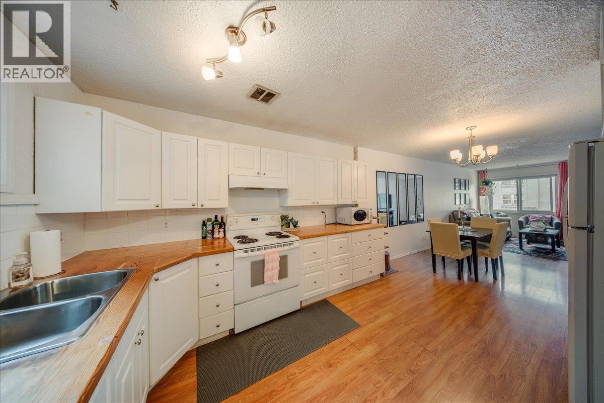 1220 Tamarac Avenue - Image 6