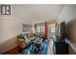 1220 Tamarac Avenue, Trail, BC V1R4J1 Photo 9