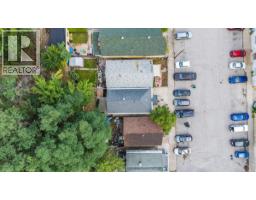 1220 Tamarac Avenue, Trail, BC V1R4J1 Photo 32