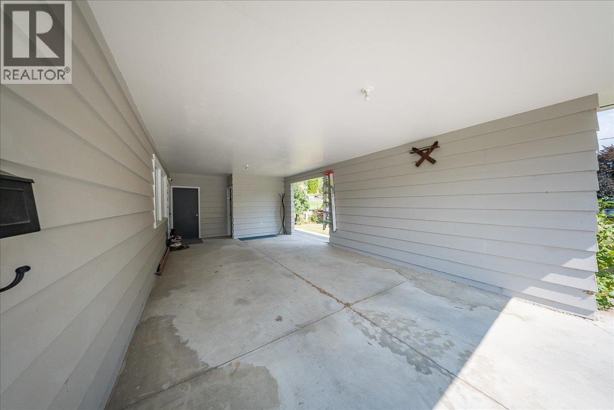 469 FORREST Drive - 12