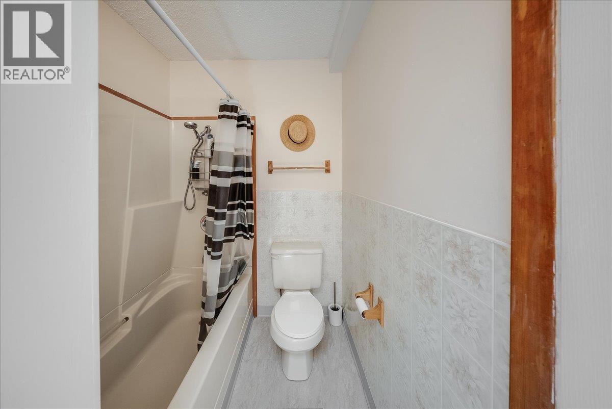 469 FORREST Drive - 38