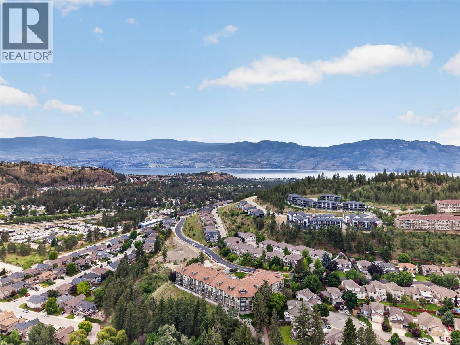 #303 2120 Shannon Ridge Drive - 18