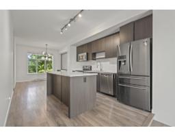 55 15340 Guildford Drive, Surrey, BC V3R0C9 Photo 10