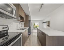 55 15340 Guildford Drive, Surrey, BC V3R0C9 Photo 8