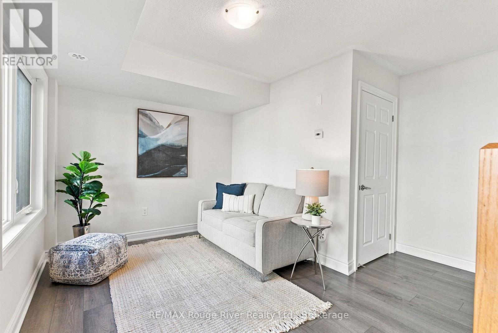 2607 MAGDALEN PATH W - Image 44