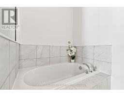 2607 Magdalen Path W, Oshawa, ON L1L0R6 Photo 32