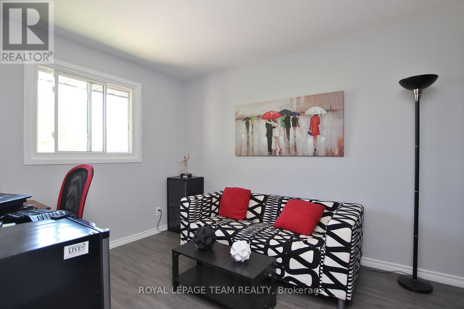 3 Bed, 2 Bath House for Sale in Ottawa – 90 – 3400 PAUL ANKA DRIVE, Ottawa – MLS# X13555936 - Image 56