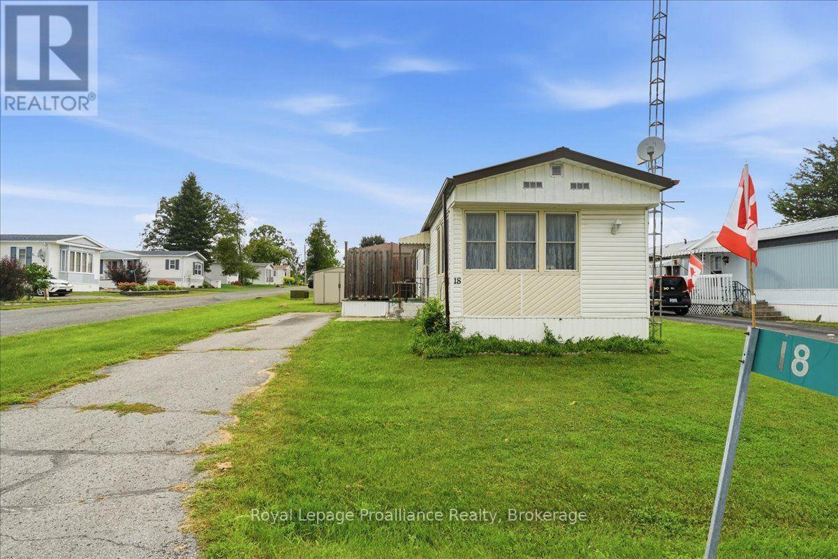 18 CEDAR STREET - 27