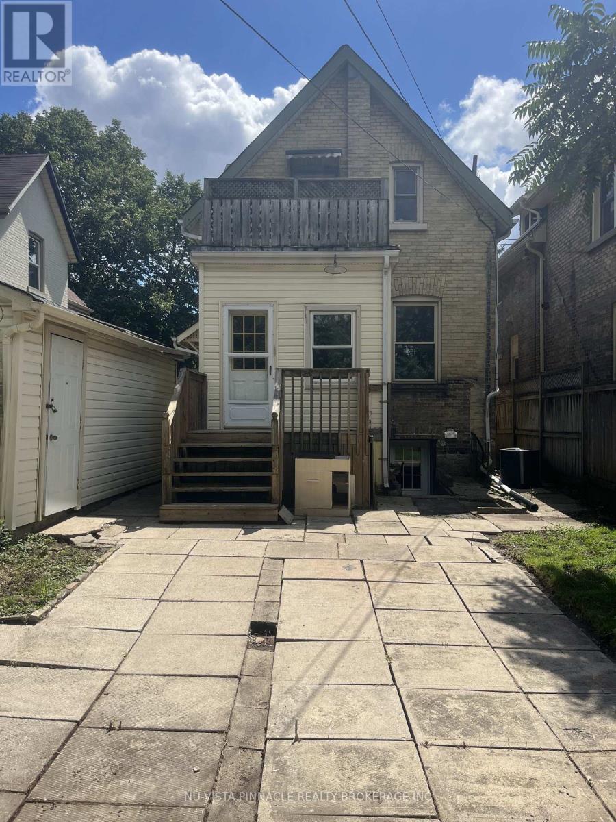 572 OXFORD STREET E - 19
