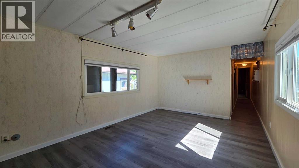 221 Truman Street - Image 12