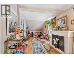 76 Steadman Street, photo 2