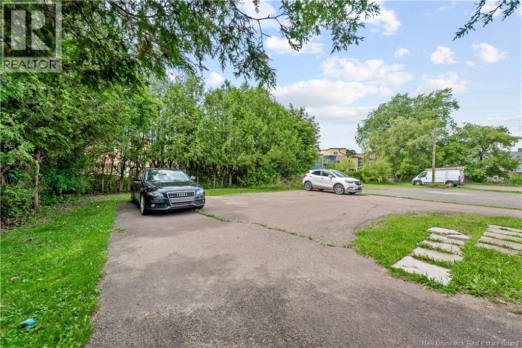76 Steadman Street - 25