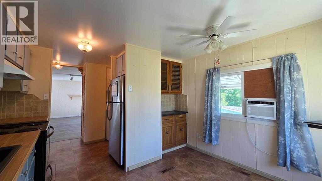 221 Truman Street - 7