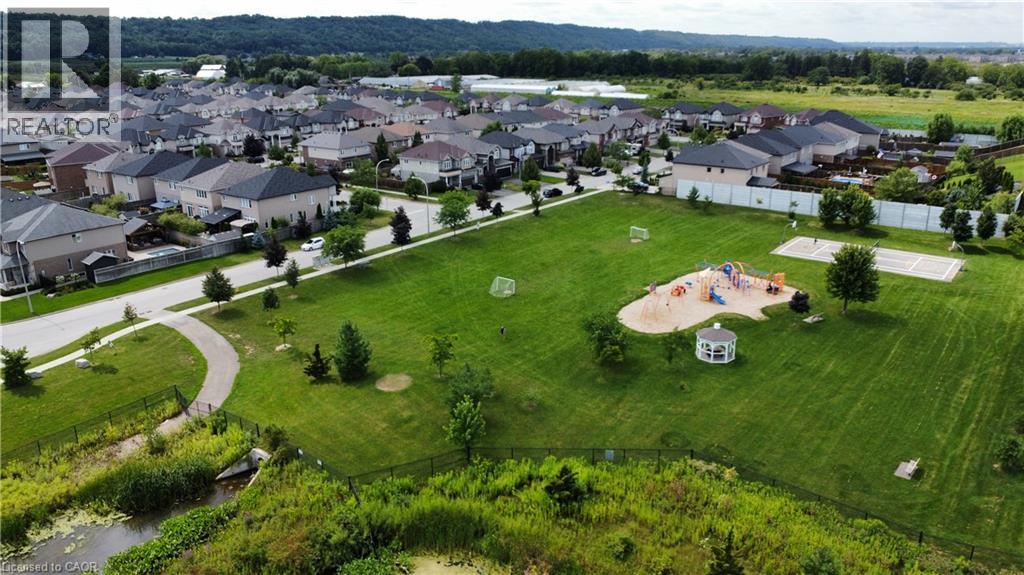 74 LAMPMAN Drive - 3