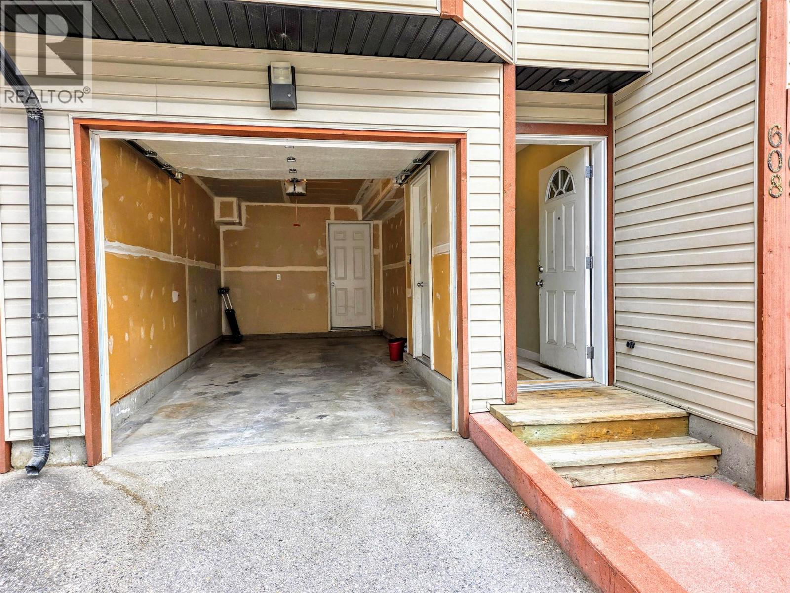 200 Black Forest Trail Unit# 608, Invermere