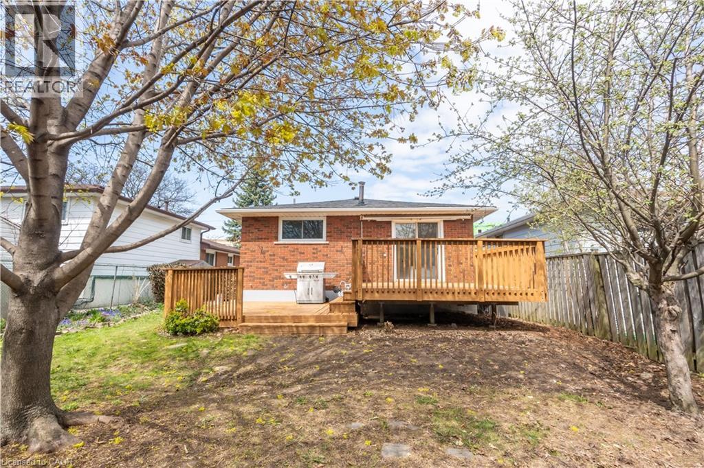 23 TYRONE Drive - Image 25