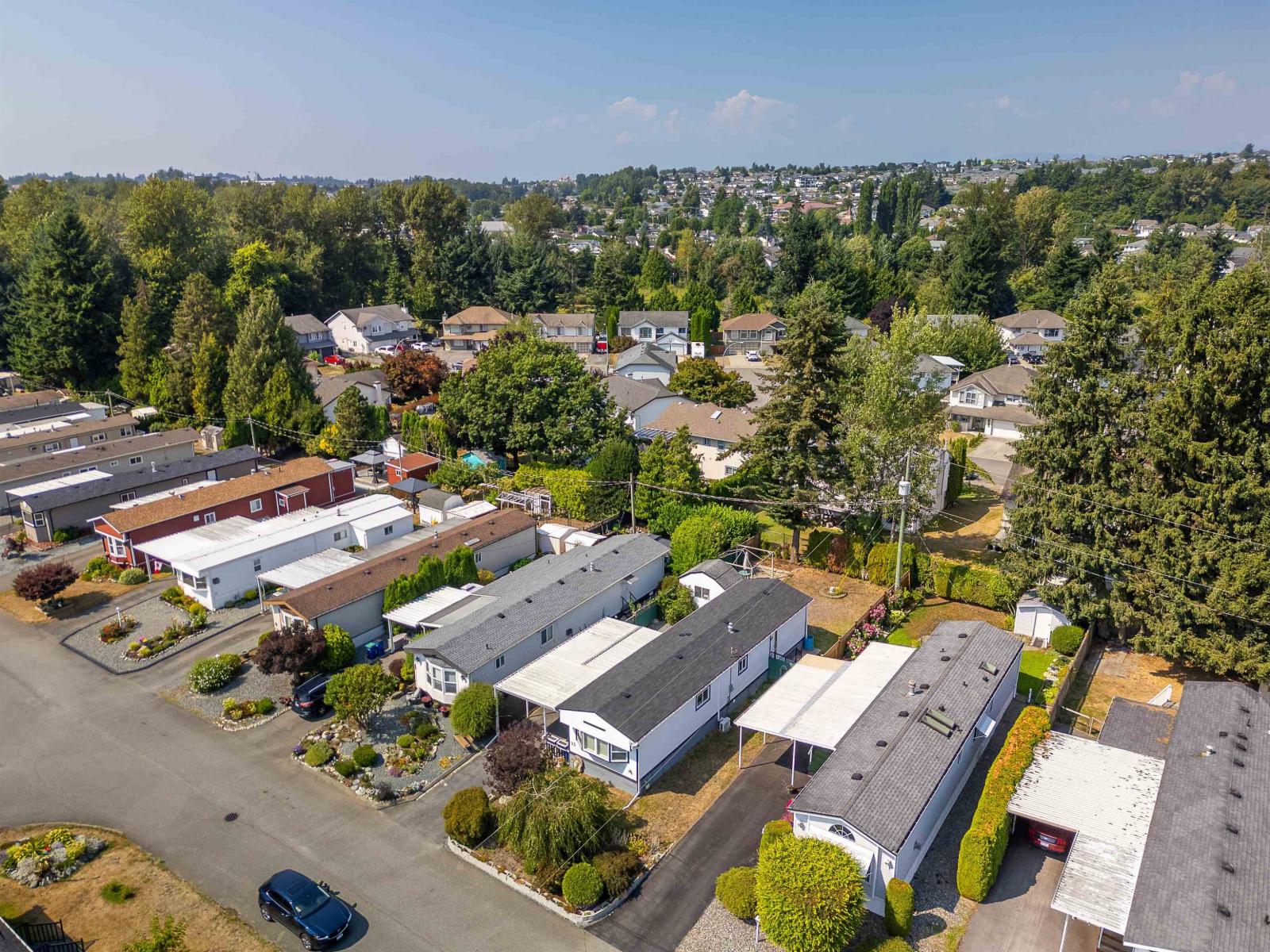 2 Bed, 1 Bath House for Sale in Abbotsford – 25 31313 LIVINGSTONE AVENUE, Abbotsford – MLS# R3156257 - Image 36