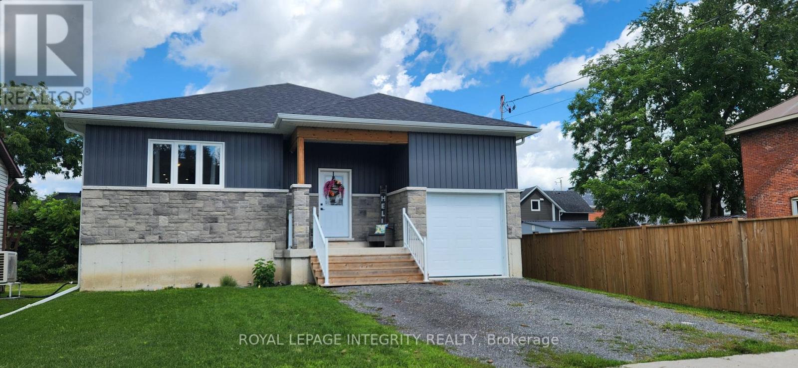 6 UNION STREET - 1