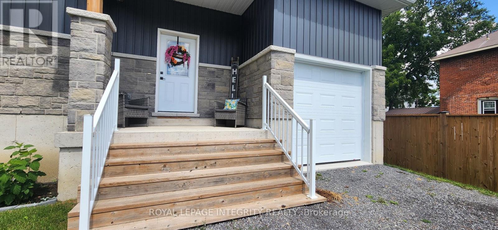6 UNION STREET - 2