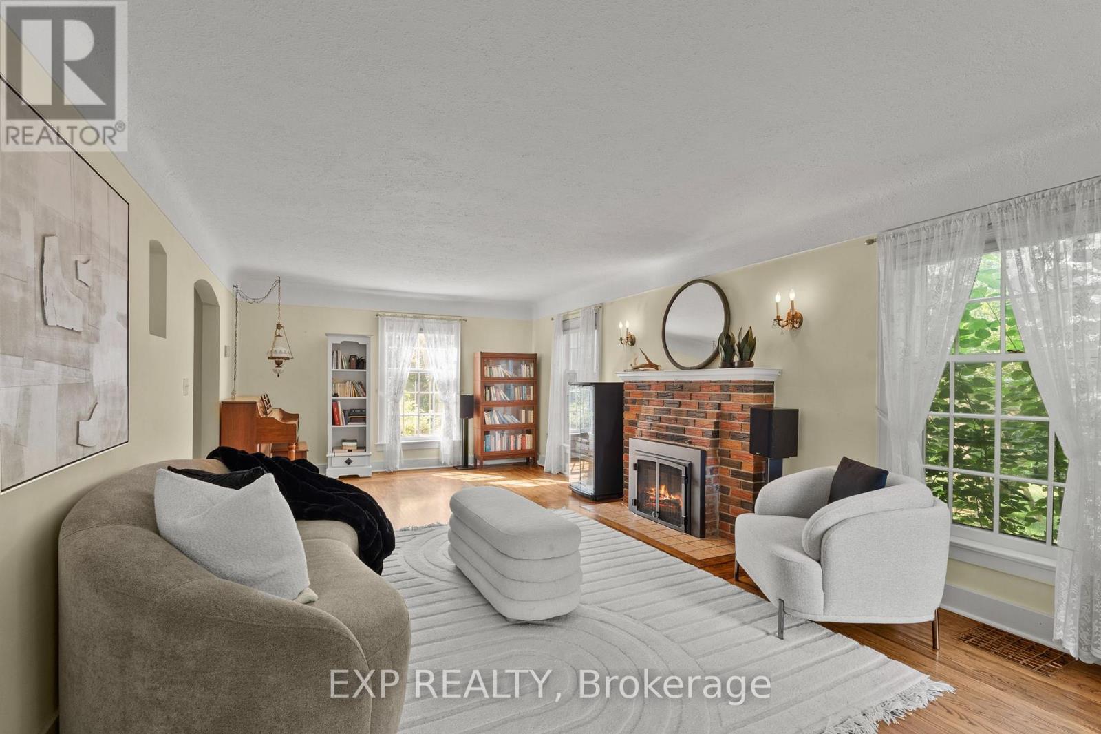 83610 OLD RIVER ROAD W - Image 12